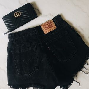LEVI’S 550 Vintage Cut Off Shorts Black